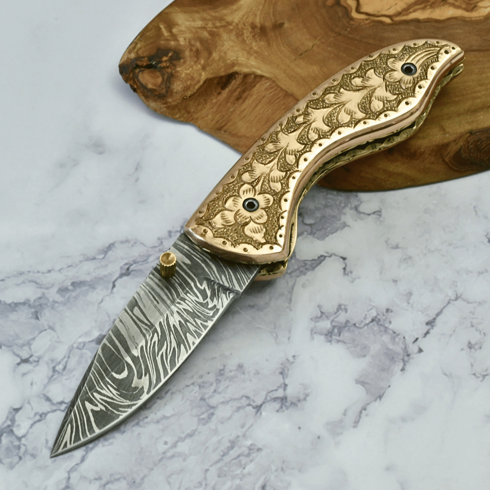 Beautiful hotsell custom handmade Damascus pocket knife