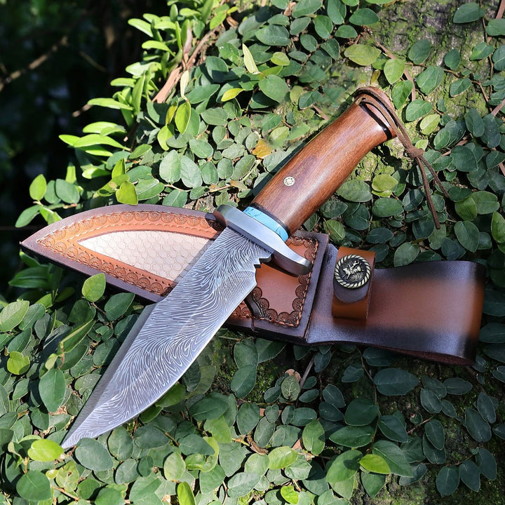 Umbra Japanese Hunting Knife with VG-10 Damacus Blade and Walnut Wood Handle