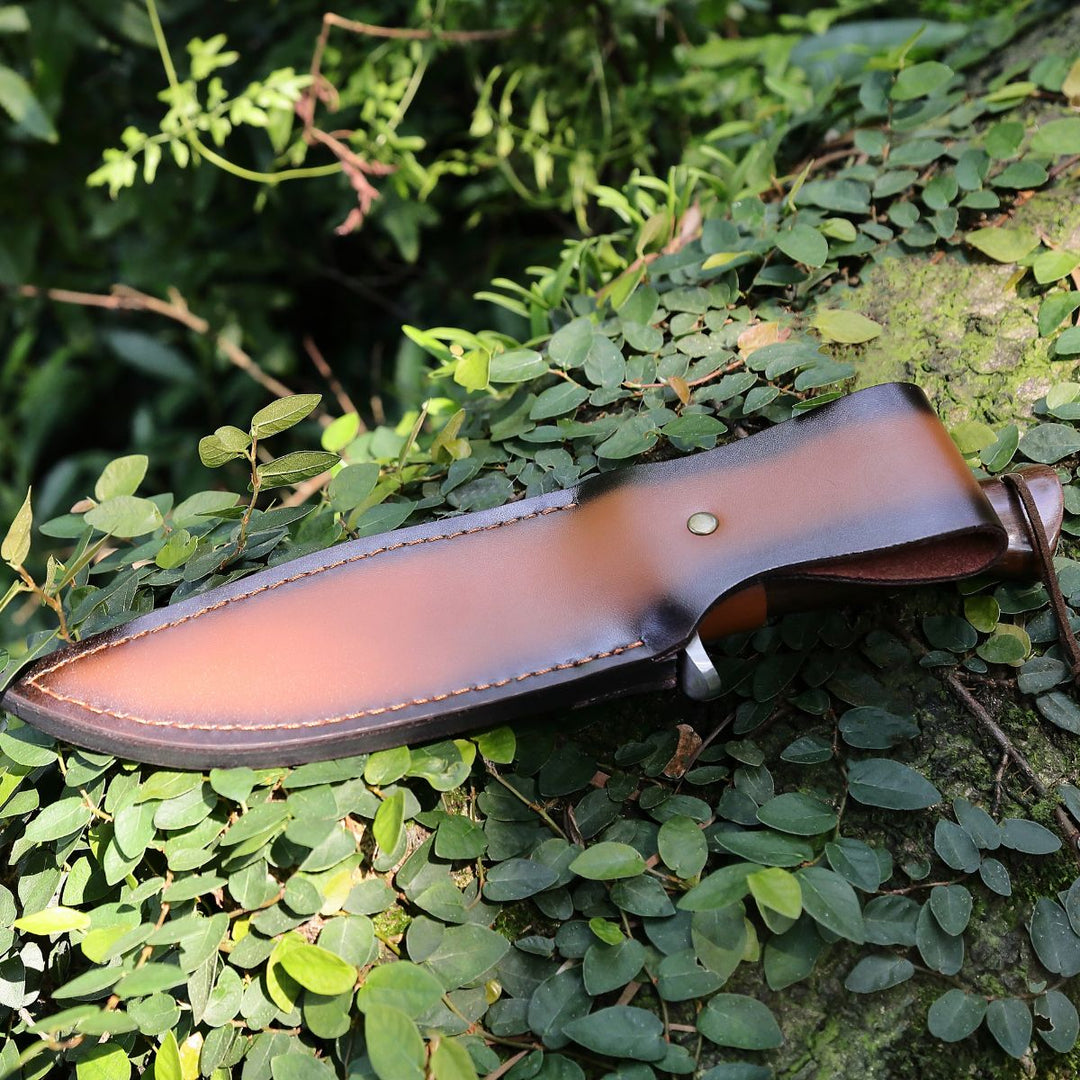 Umbra Japanese Hunting Knife with VG-10 Damacus Blade and Walnut Wood Handle