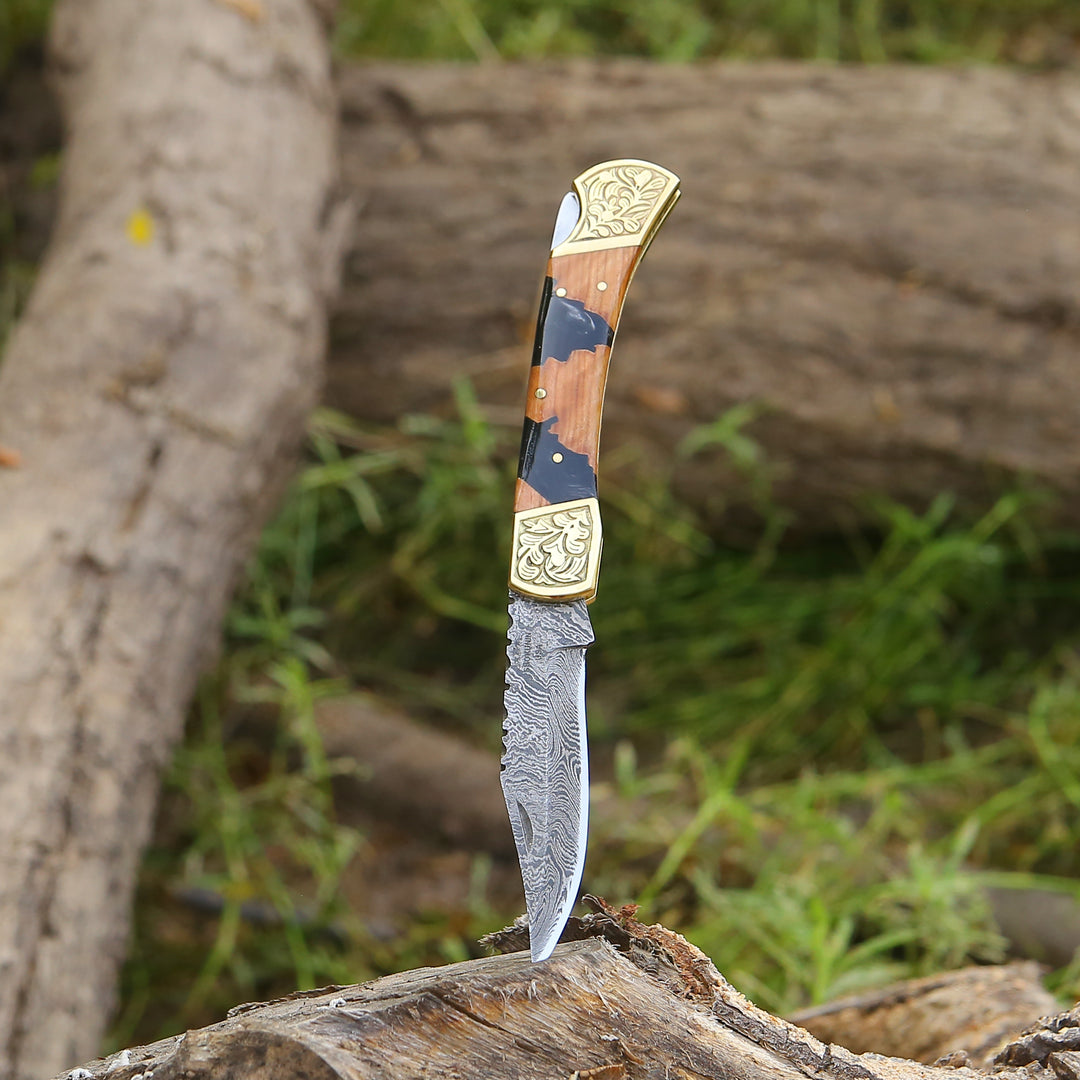 Goldenbolt Handmade Damascus EDC Knife with Leather Sheath & Olive Wood Handle