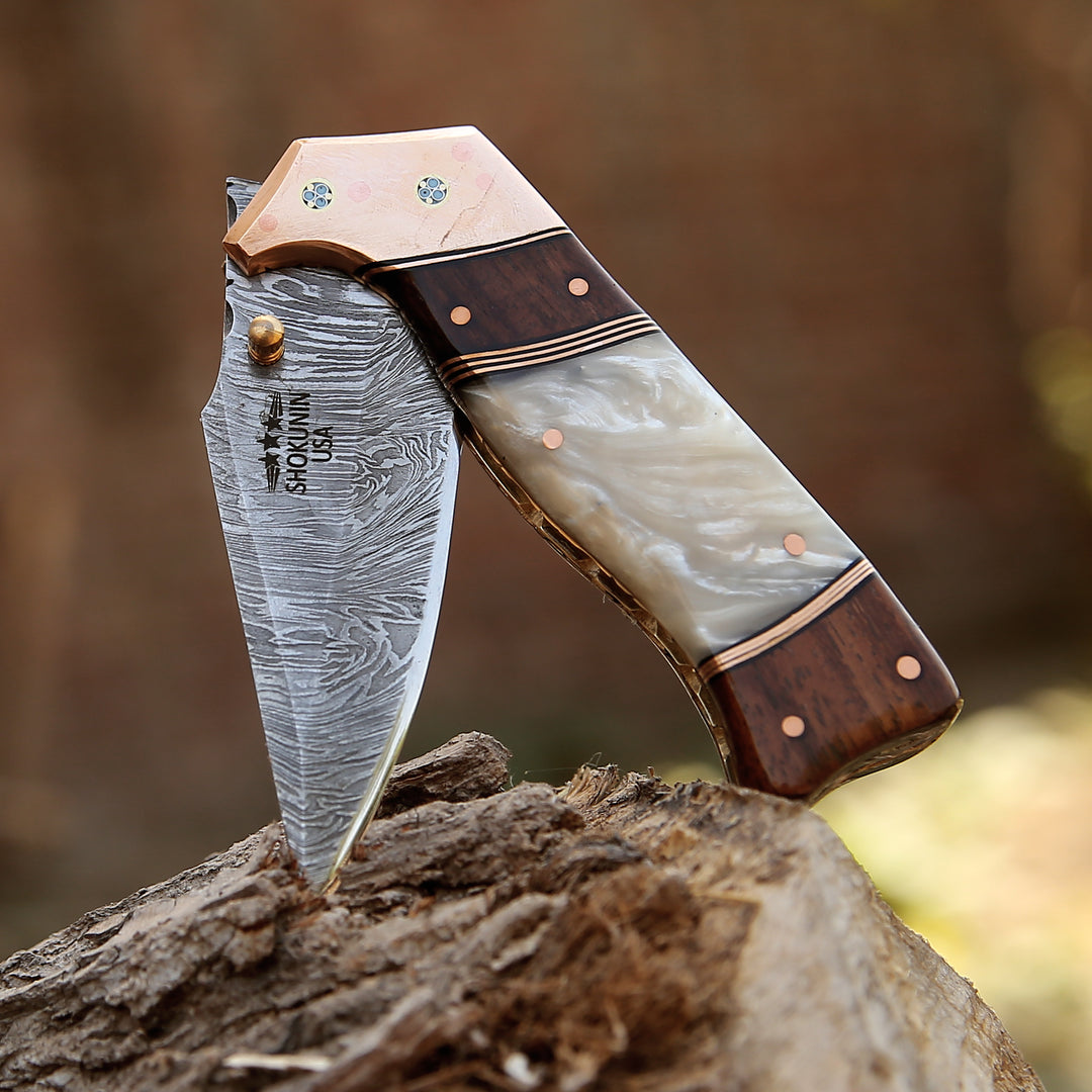 Mystic Gentleman's Pocket Knife with Mother of Pearl Handle