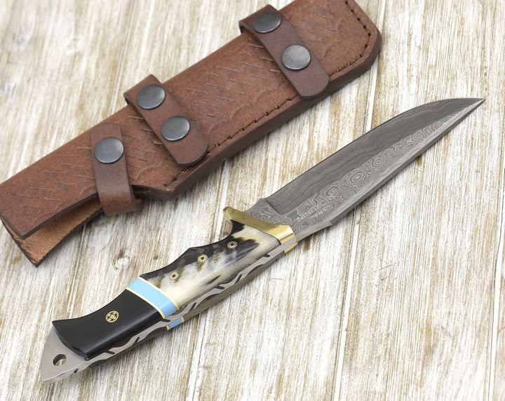 Damascus Knife - Reaver Hunting Knife with Ram Horn & Turquoise Handle - Shokunin USA